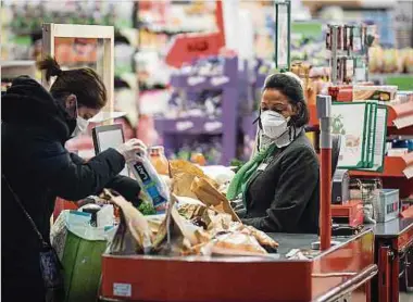  ?? Foto: Pierre Matgé ?? Der OGBL wehrt sich gegen die 60-Stunden-woche im Handel.