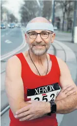  ??  ?? Franz Gschiegl war bisher bei jedem Vienna City Marathon am Start. Nur der letzte musste pandemiebe­dingt ausfallen.