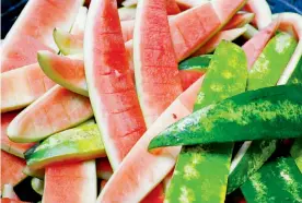  ?? Photo: Shuttersto­ck ?? Chinese people rub watermelon rinds on their face and body as a way to prevent acne.