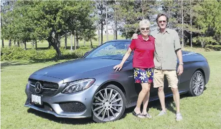  ?? PETER BLEAKNEY/DRIVING ?? Anne Murray and Peter Bleakney in front of the 2017 Mercedes-AMG C43 Cabriolet.