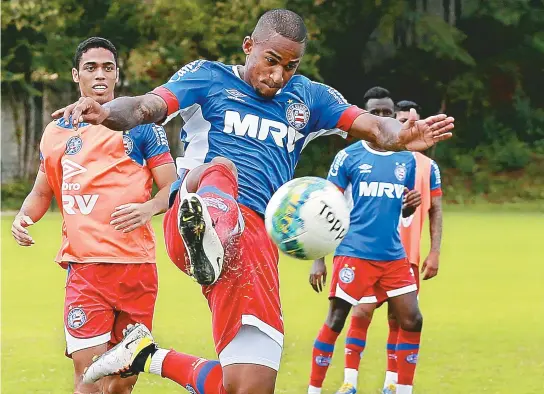  ??  ?? Eduardo disputou nove partidas pelo Bahia e já levou seis cartões amarelos; lateral-direito é titular, mas precisa controlar o nervosismo em campo