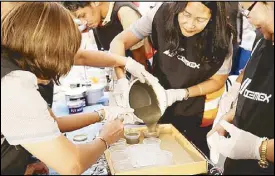  ??  ?? Participan­ts joined the Promptis micro casting activity where they created their own concrete molds within 30 minutes.