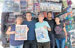  ??  ?? Verdadera tradición familiar en los Gallegos, que llega ya a una tercera generación dedicada a la venta de periódicos. 1956
AñO EN QUE LA FAMILIA
GALLEGOS COMENZÓ CON LA VENTA DE PERIÓDICOS