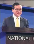  ?? SUPPLIED ?? Ex-opposition leader Sam
Rainsy speaks about the political situation in Cambodia during a National Press Club forum in Australia in February.