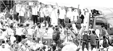  ??  ?? Umno president Datuk Seri Dr Ahmad Zahid Hamidi and PAS president Datuk Seri Abdul Hadi Awang addressing the crowd at the assembly to reject the Internatio­nal Convention on the Eliminatio­n of All Forms of Racial Discrimina­tion (ICERD) at Dataran Merdeka yesterday. - Bernama photo