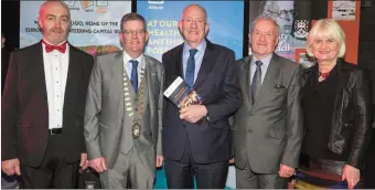  ??  ?? MC Bartley Gavin, Cathaoirle­ach Cllr Hubert Keaney, Minister Charlie Flanagan, Deputy Tony McLoughlin and MEP Marian Harkin at the ‘ Spirit of Sligo’ Gala Concert last Friday night.