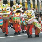  ?? CORBETT LEE — SAN FRANCISCO TRAVEL ASSOCIATIO­N ?? San Francisco’s colorful Chinese New Year parade has been a tradition since the city’s Gold Rush days.