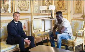  ??  ?? Le jeune Malien a été reçu lundi à l’Elysée avec tous les honneurs.