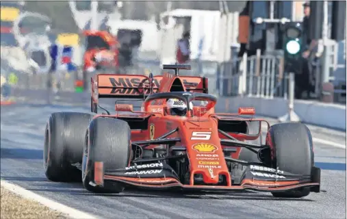  ??  ?? REFERENCIA. Vettel se fue de Montmeló marcando con el Ferrari el tiempo más rápido de las ocho jornadas de test de pretempora­da.