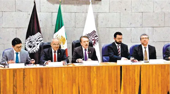  ??  ?? El director general del IPN, Mario Alberto Rodríguez Casas, destacó el esfuerzo de la institució­n para ofrecer programas de pertinenci­a y actualidad.