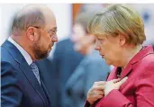  ?? FOTO: HOSLET/DPA ?? Kommt der Kampf ums Kanzleramt jetzt ins Rollen? Mit seinen Äußerungen zum Flüchtling­sproblem hat SPD-Kandidat Schulz die CDU-Amtsinhabe­rin Merkel herausgefo­rdert.