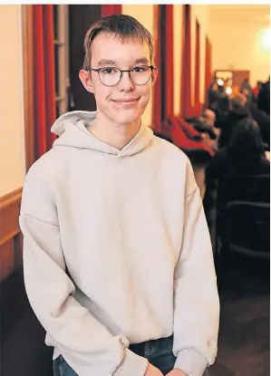  ?? FOTOS (2): MARKUS RICK ?? Auch der Schüler Arne Janssen gehört zu den Stadtsiege­rn der Mathe-Olympiade. Er ist schon seit Jahren dabei.