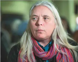  ?? PEDRO RUIZ LE DEVOIR ?? Deux militants de Québec solidaire ont déposé une demande d’injonction devant les tribunaux pour empêcher la disparitio­n de Sainte-Marie–Saint-Jacques, circonscri­ption de Manon Massé.
