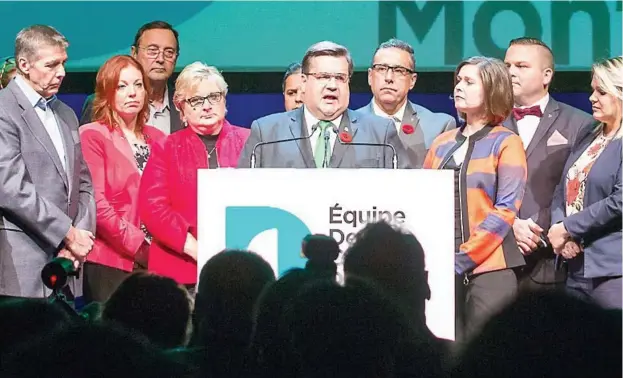  ?? PHOTO TOMA ICZKOVITS, AGENCE QMI ?? L’ex-maire Denis Coderre a quitté la politique municipale hier soir dans un discours pendant lequel il a souhaité bonne chance à son adversaire.