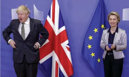  ?? Photograph: Olivier Hoslet/AP ?? European commission president, Ursula von der Leyen, welcoming Boris Johnson to a meeting at EUheadquar­ters in Brussels.