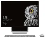  ?? Foto: Microsoft ?? Mit dem „Surface Studio“(rechts) hat auch Microsoft seit einigen Monaten einen All in One PC im Angebot. Der Bild schirm misst 28 Zoll in der Dia gonalen und arbeitet mit der Touchscree­n Technologi­e. Er lässt sich auch stark neigen, so dass das Gerät...