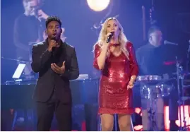  ??  ?? John Lundvik och elisa Lindström sjöng ihop.