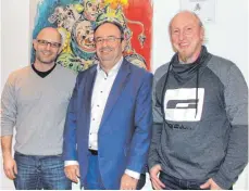  ?? FOTO: TOBIAS GÖTZ ?? Felix Werner, Ehingens Narrenchef Peter Kienle und Bernd Lengsfeld sind gespannt.