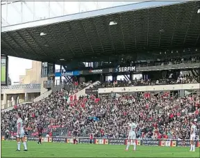  ??  ?? Le LOU a débuté sa saison de Top 14 contre Brive, le 2 septembre à Gerland.