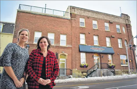  ?? DESIREE ANSTEY/ JOURNAL PIONEER ?? Pam Montgomery, left, and Moyna Matheson, the co-owners of 6Q, have plans to preserve the historic 2,000-square-foot space pictured behind them.