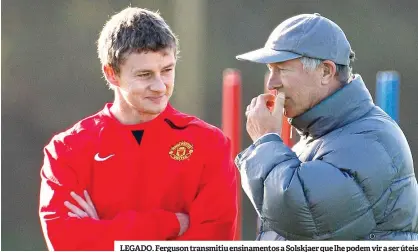  ??  ?? LEGADO. Ferguson transmitiu ensinament­os a Solskjaer que lhe podem vir a ser úteis