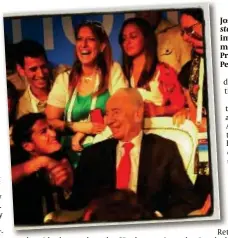  ??  ?? Josephs ( first left standing) among immigrants meeting Israel President Shimon Peres