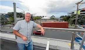  ?? SIMON O’CONNOR/STUFF ?? Hospitalit­y New Zealand Taranaki branch president David Stones says it’s going to be a tough few months for the accommodat­ion sector.