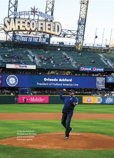  ??  ?? Orlando Ashford throws out the first pitch at a Seattle Mariners game.