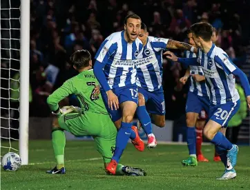  ?? GETTY IMAGES ?? Top notch: Murray celebrates scoring his 20th of the season for Brighton