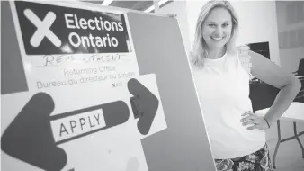  ?? DAX MELMER ?? Alison Dillon, a recruitmen­t officer at the Elections Ontario Windsor West office, said Friday they are hiring polling day staff for the provincial election.