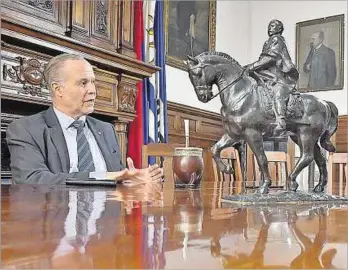  ??  ?? COALICIÓN. El presidente del Directorio del Partido Nacional, Pablo Iturralde, respondió a Sanguinett­i.