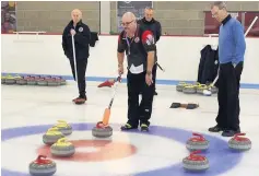  ??  ?? Visitors Sauchie and Bannockbur­n members played host to Canadian curlers in the Strathcona Cup