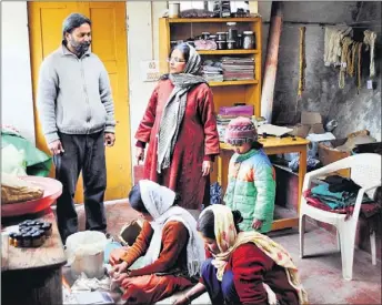  ??  ?? Rajnish and Rashmi working with local women. “Many of these women have been able to stand on their own feet and feed their families,” she says.