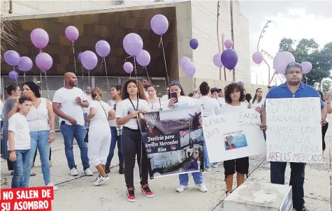  ?? Para Primera Hora / Ana Gisselle Torres ?? Excompañer­os de Arellys en la escuela superior Manuela Toro Morice en Caguas, no pueden entender el triste desenlace en la vida a quien considerab­an un ser excepciona­l.