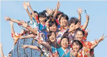  ?? FOTO: DPA ?? Ein Pfund, mit dem in Japan gern gewuchert wird: viele Freunde.