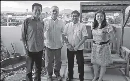  ??  ?? Go Negosyo partners with CARD-MRI for Go Negosyo’s Mentor Me program. (In photo: Go Negosyo’s Vix Madlangbay­an and Ramon Lopez together with CARD-MRI’s Dr. Aristotle Alip and Grace Quinola)