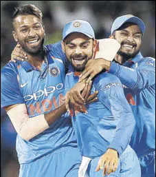  ?? REUTERS ?? The emergence of Hardik Pandya (left) means Virat Kohli has firepower to aim at the opposition in a variety of conditions.