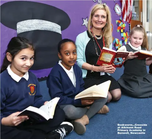  ?? Picture: IAIN BUIST ?? Bookworm...Cressida at Atkinson Road Primary Academy in Benwell, Newcastle