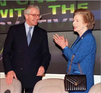  ??  ?? Margaret Thatcher applauds Prime Minister John Major but he found his predecesso­r’s interferen­ce ‘intolerabl­e’