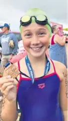  ?? ?? Grade 6 learner Dominic de Jager, completed her first Midmar Mile, braving the cold weather conditions and completing the 1.6km distance swim