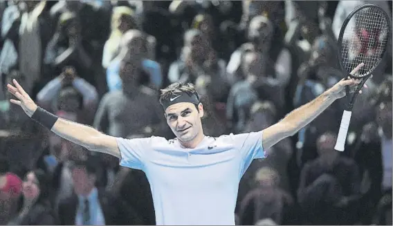  ?? FOTO: EFE ?? Roger Federer, a seguir incrementa­ndo sus propios récords en un Masters ATP. Ya es líder de títulos y finales, habiendo ganando seis de las diez disputadas