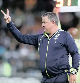  ?? | BackpagePi­x ?? BIDVEST Wits coach Gavin Hunt says his side are like featherwei­ghts punching heavyweigh­ts in the Absa Premiershi­p, but that they have to keep going despite some tough officiatin­g recently.