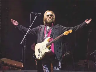  ?? AMY HARRIS ASSOCIATED PRESS ?? Tom Petty se produisait le 17 septembre dernier au festival musical Kaaboo, à San Diego.