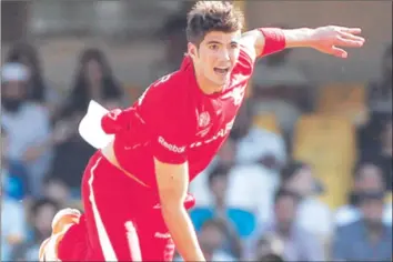  ??  ?? LEADING MAN . . . Zimbabwe captain Graeme Cremer took a 10-wicket haul for the Midwest Rhinos in their first Logan Cup match which ended at the weekend and has been praised by national coach Heath Streak