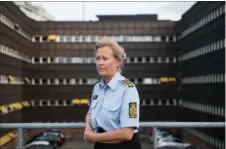  ??  ?? Politidire­ktør Helle Kyndesen har vaeret chef for naesten 1.000 ansatte, og har stået bag en større reorganise­ring af politikred­sen.