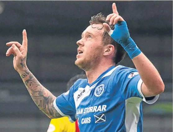  ?? SNS ?? Danny Swanson has enjoyed a terrific campaign with St Johnstone but will wear the colours of boyhood heroes Hibs next season.