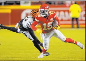  ?? Brynn Anderson The Associated Press ?? Chiefs wide receiver Kadarius Toney hurt his ankle in the AFC Championsh­ip Game against the Bengals, but he was back at practice Tuesday.