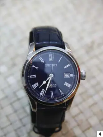  ??  ?? 4. The blue enamel dial of the limited edition Seiko changes colour in different lights