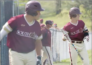  ?? Heath Waldrop/Special to the News-Times ?? Waiting to bat: South Arkansas College’s Ty Simonelli is in the hole awaiting an at-bat during last weekend’s home doublehead­er against SAU Tech. SouthArk opens a Region 2 series against National Park College on Saturday.