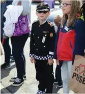  ??  ?? Filip Alexander Siebert fra Mandal stilte i politiunif­orm på Politiets dag.